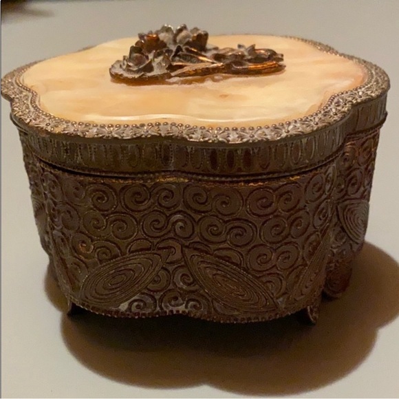 VINTAGE Japanese Jewelry Box Footed Floral Trinket Lined Metal Art Storage Box - Picture 2 of 10